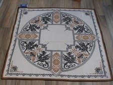 antike Adel Stickerei  1880 : gr. Leinen Tischdecke "Geflügelt. Drache"