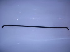 mercedes W114 CE E dichtung gummi zwischen karosse und schiebedachkasten vorne