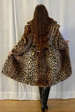 Echtpelz Lammfell Leo Mantel