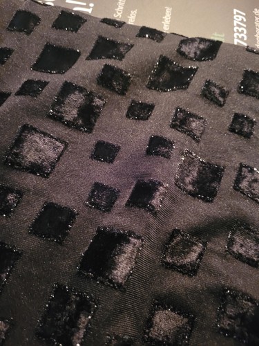 Schwarzer samtstoff glitzernd - schwarzer,