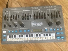 Roland MC-202 MicroComposer