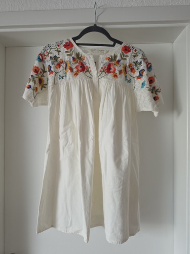 Hübsches kleid von zara - hübsches,