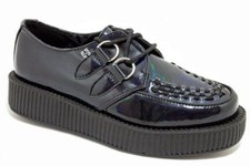 T.U.K. V8990 TUK Viva