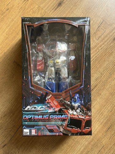 Threezero transformers optimus - transformers,