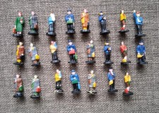 Hels EISENBAHNFIGUREN DDR - Bahnhof, H0