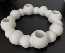 Adventskranz aus Betonoptik – skandinavisches Design