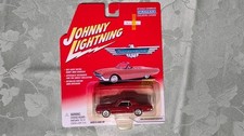 429-2 Johnny Lightning 1/64 CRAGAR Thunderbird FORD 1968 THUNDERBIRD HARDTOP