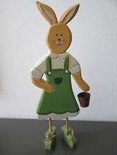 Gilde Osterhase Hase Hasen Frau Figur Holz grün Ostern Frühling Deko 35 cm groß