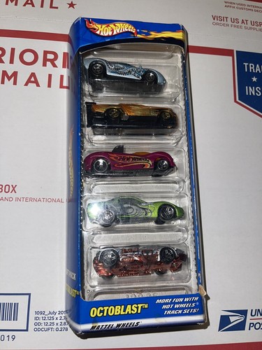 New sealed vintage 2000 - new,