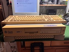 Sun Ultra 5, 333MHz CPU, 128MB RAM, Tastatur/Maus