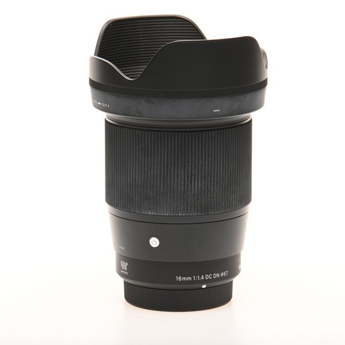 Sigma 16mm dc dn - f1.4,