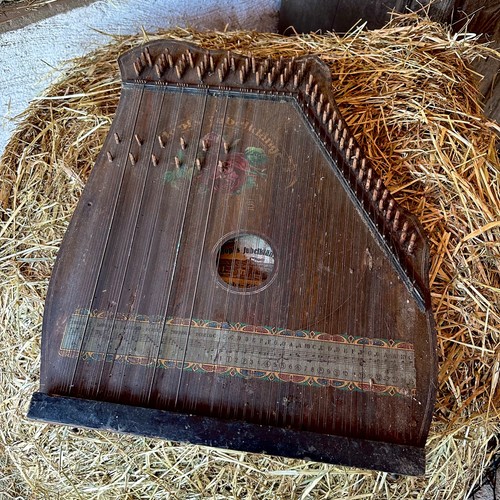 Zither antikes musikinstrument - zither,