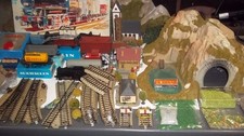 Märklin HO Seltene Zugpackung  / SUPER GROSSES SET / NIRGENDWO ZU DIESEM PREIS !