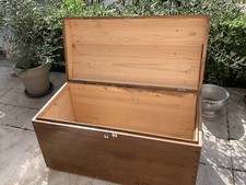 Holztruhe, Holzkiste, aus