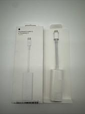 Apple Thunderbolt 3 (USB-C)