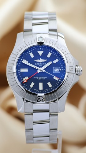 Breitling avenger gmt 45mm - breitling,