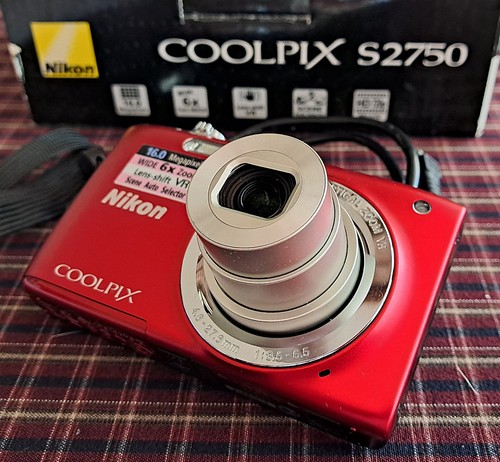 Nikon coolpix s2750 - nikon,