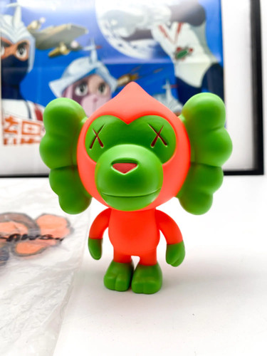 Kaws baby milo bape - kaws,