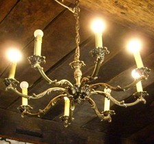 Kronleuchter 8 armig verziert