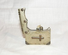 SELTENES BENZIN -FEUERZEUG in GEBETSBUCH - FORM, Klappbar, um 1920/30, Metall