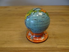 Alte Blechspardose in