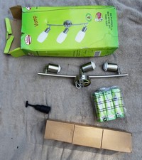 Deckenstrahler, Deckenleuchte 3 fach komplett mit Leuchtmittel , unbenutzt - OVP