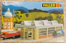 Faller 222115 Spur N Lokschuppen & E-Lok (ohne Motor) TOP OVP