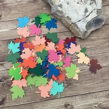100 Ahornblätter Tonpapier Stanzteile 1,5cm Herbst Basteln HOBBYAUFLÖSUNG (K79)