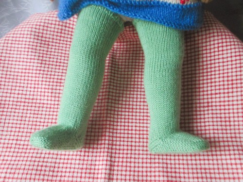 Puppenstrümpfe gestrickt - puppenstrÜmpfe,