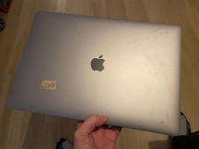 DEFEKT - Macbook Pro 15 2018