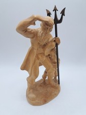 Geschnitzte Holzfigur –