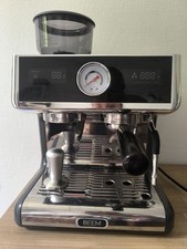 Beem Grind Expert Siebträger Espressomaschine mit Kaffee & Tassen