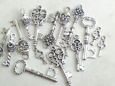 10x Anhänger-Set Schlüssel Charms Metall Perlen Silberfarben Schmuck Basteln