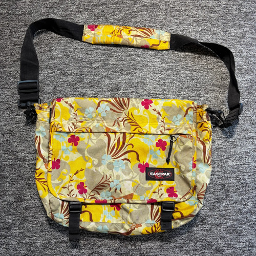 Eastpak messenger - eastpak,