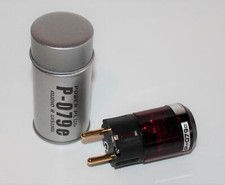 Oyaide P 079e Schukostecker