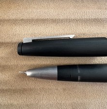 LAMY 2000 Füllfederhalter - Mattschwarz (F)