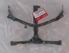 Honda CBR 125 Verkleidunghalter oben Original Honda Ersatzteil 2004-2006.