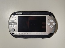 Sony PSP 3004 in Silber +