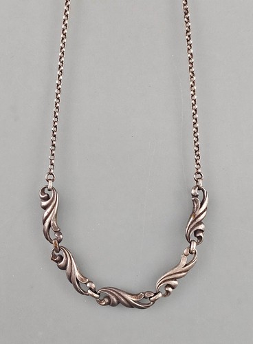 9225028 silbernes collier - silbernes,