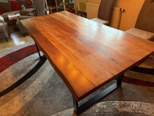 Esstisch Aus Akazienholz - gewellte Tischkante - ca. 200 cm * 98 cm