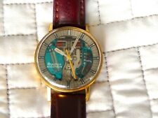 Original Bulova Accutron Spaceview Stimmgabeluhr in Edelstahl vergoldet