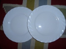 arcopal Trianon  france 2 x