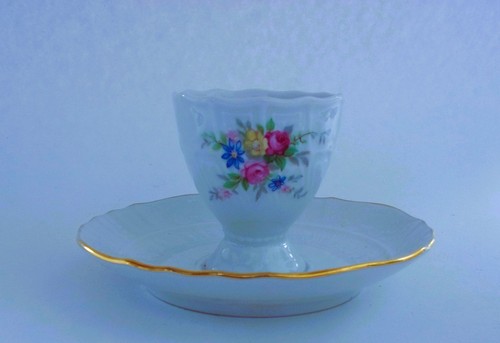 Eierbecher mit ablage teller - ablage-teller,