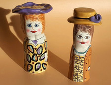 Lustiger Salz- und Pfefferstreuer Bunt bemalt 2 Figuren Damen Küchen Deko