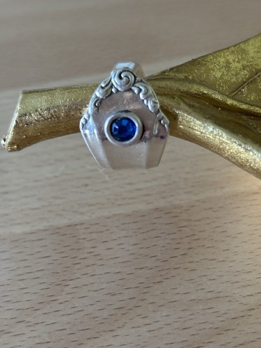 Ring aus altem silberbesteck - aus,