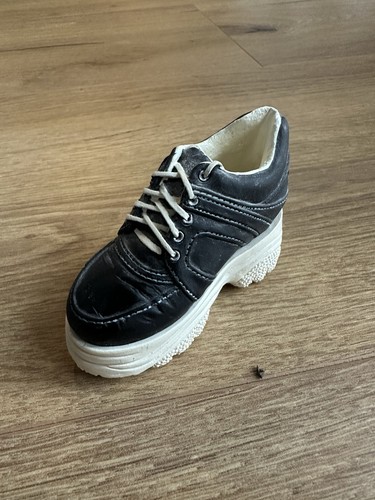Just the right shoes - the,