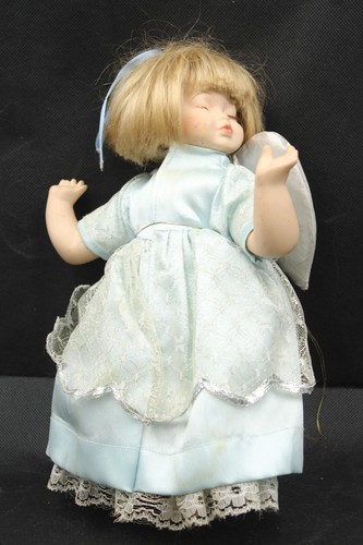 Porzellan puppe schlafender - puppe, /