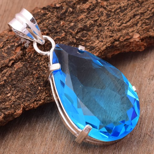 Schöner blauer topas - blauer,