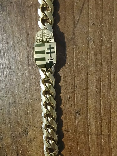 Goldene armband mit hungary - goldene, hungary-
