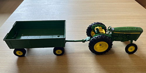 Ertl vintage john - ,